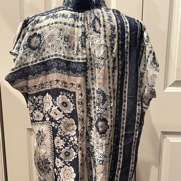 Johnny Was - Picture 3 of 5